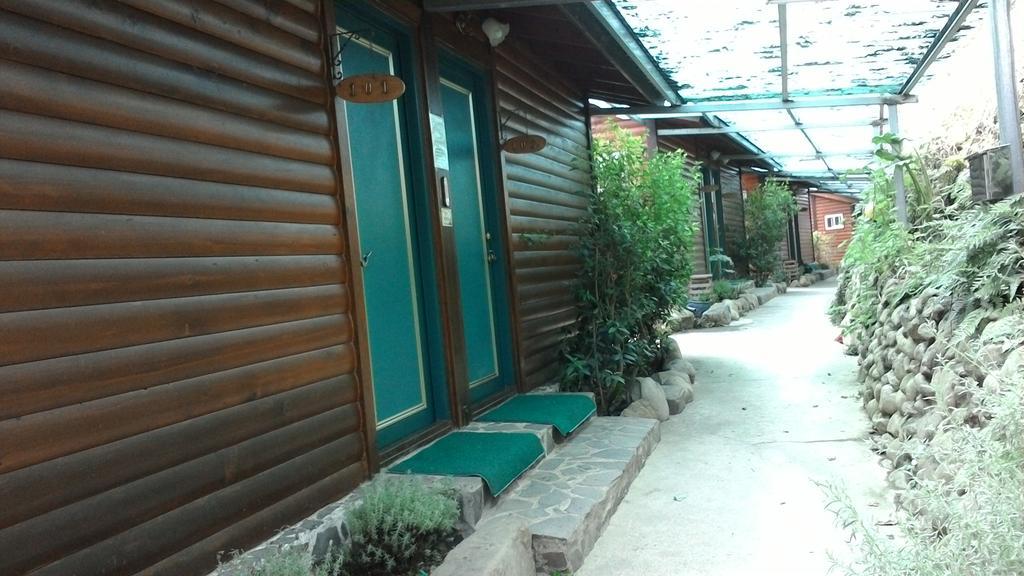 Qing Jing Xiao Taiyang Jingguan Homestay เหรินอ้าย ภายนอก รูปภาพ