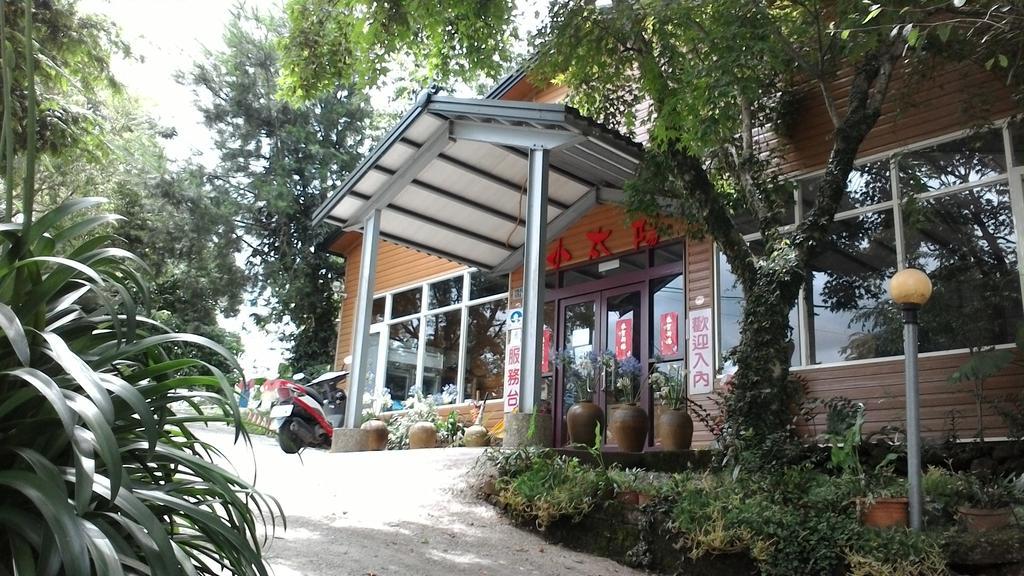 Qing Jing Xiao Taiyang Jingguan Homestay เหรินอ้าย ภายนอก รูปภาพ