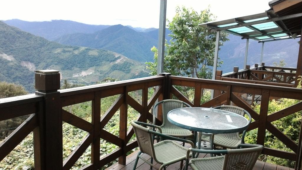 Qing Jing Xiao Taiyang Jingguan Homestay เหรินอ้าย ภายนอก รูปภาพ